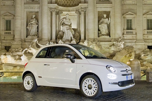 СПЕЦІАЛЬНИЙ ВИПУСК 500 DOLCEVITA ВІДЗНАЧАЄ 62-ТУ РІЧНИЦЮ КУЛЬТОВОГО FIAT